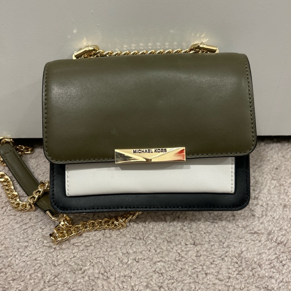 MICHAEL Michael Kors Green and Black Crossbody Bag with Gold Chain